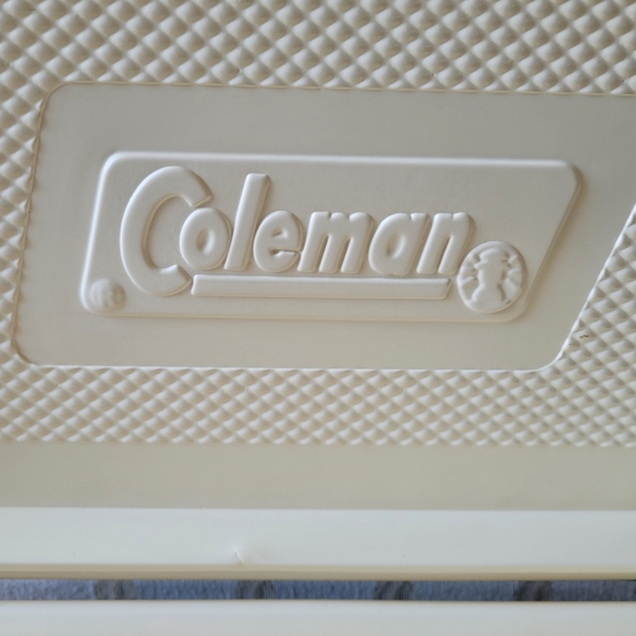 VINTAGE COLEMAN METAL COOLER RETRO BLUE WHITE INTERIOR MADE IN CANADA - Picture 8 of 15